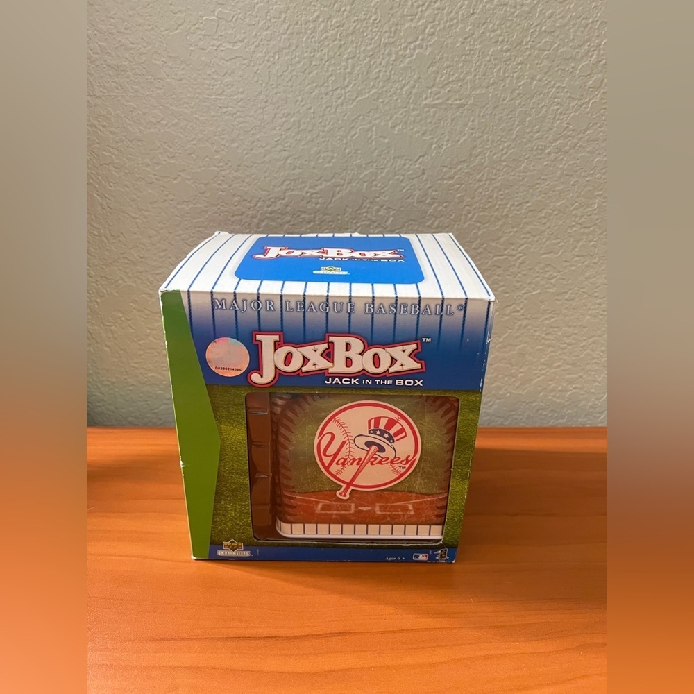 Vintage 2005 Upper Deck Yankees Alex Rodriguez Jack In The Box TESTED & WORKING - Picture 5 of 10
